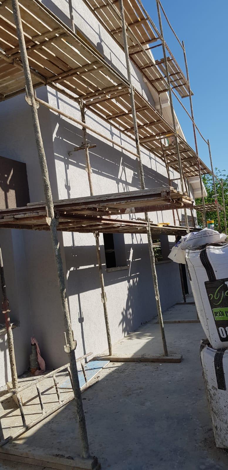 שיפוץ חיצוני למבנה