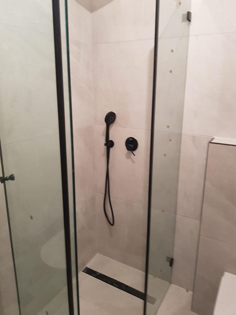 שיפוץ מקלחת קומפלט