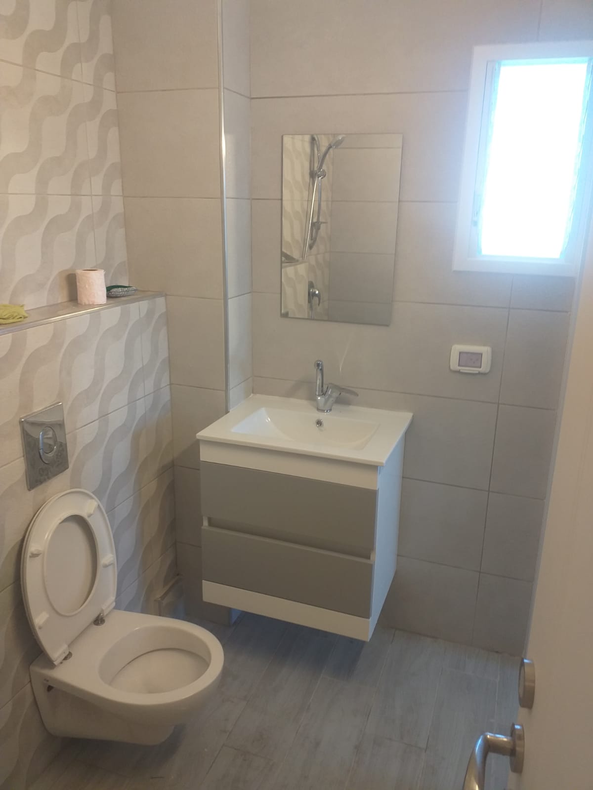 עבודות נגרות לחדרי רחצה