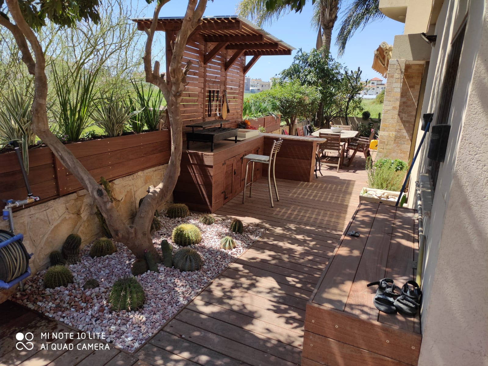 מטבח חוץ מעץ