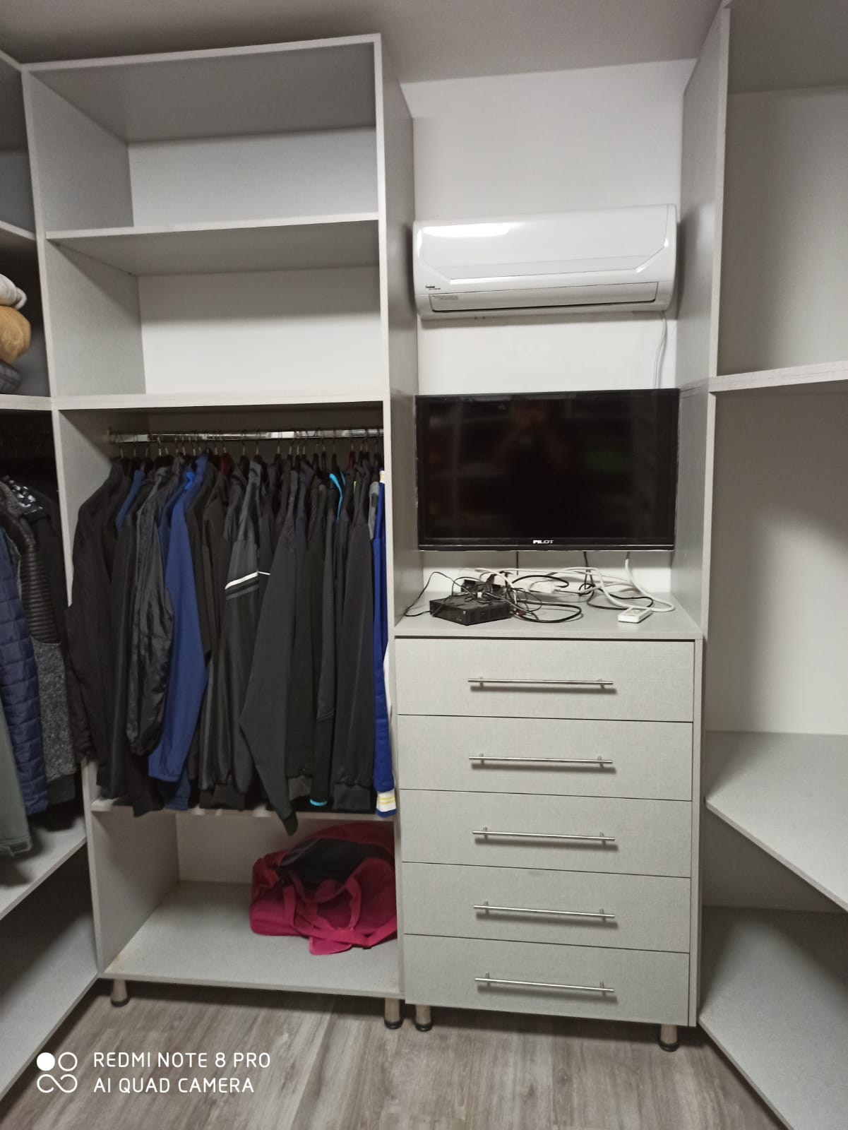 מגוון חדרי ארונות