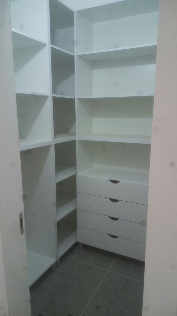 מגוון חדרי ארונות