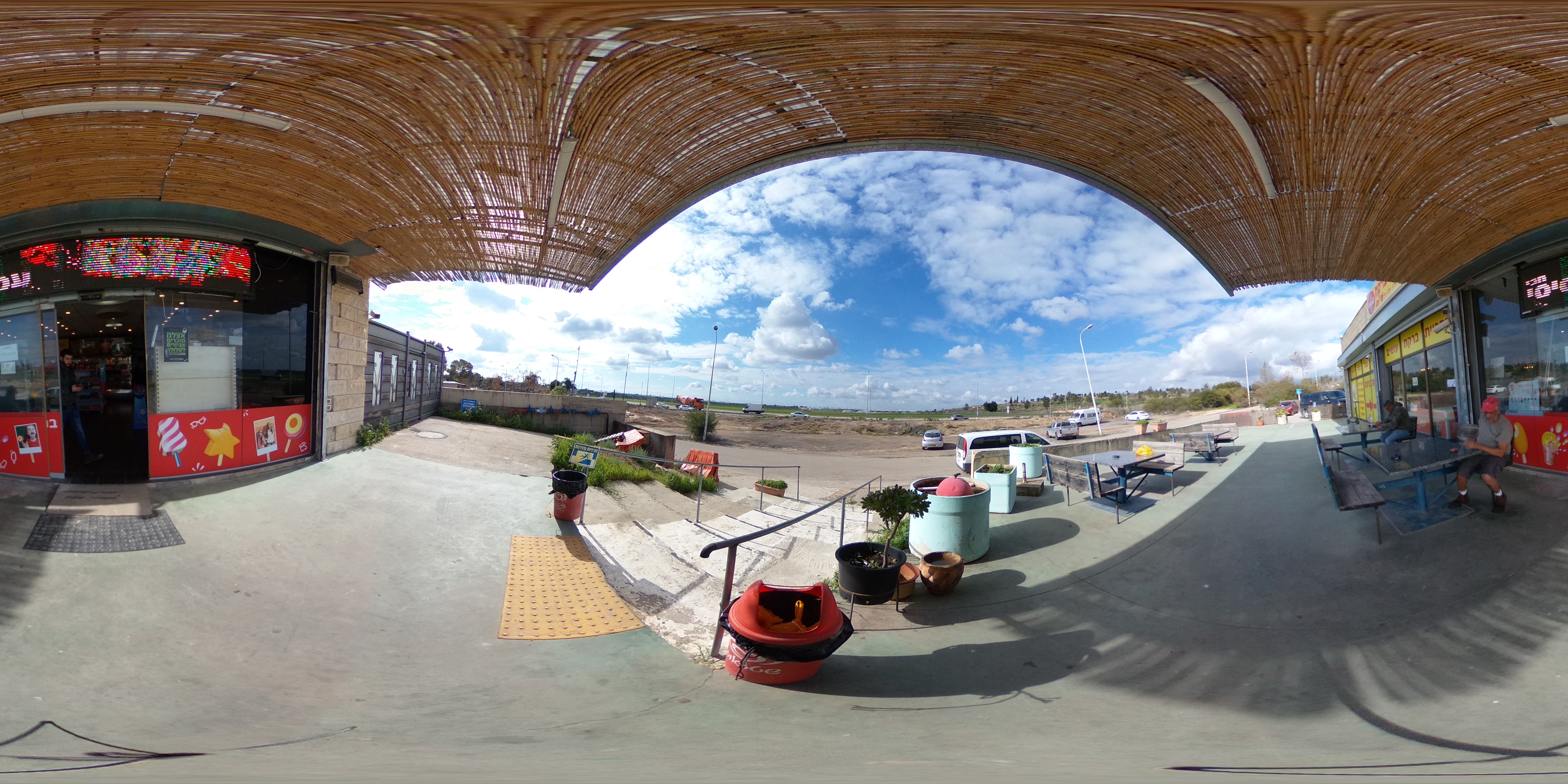 מדידה - חנות נוחות כביש 444