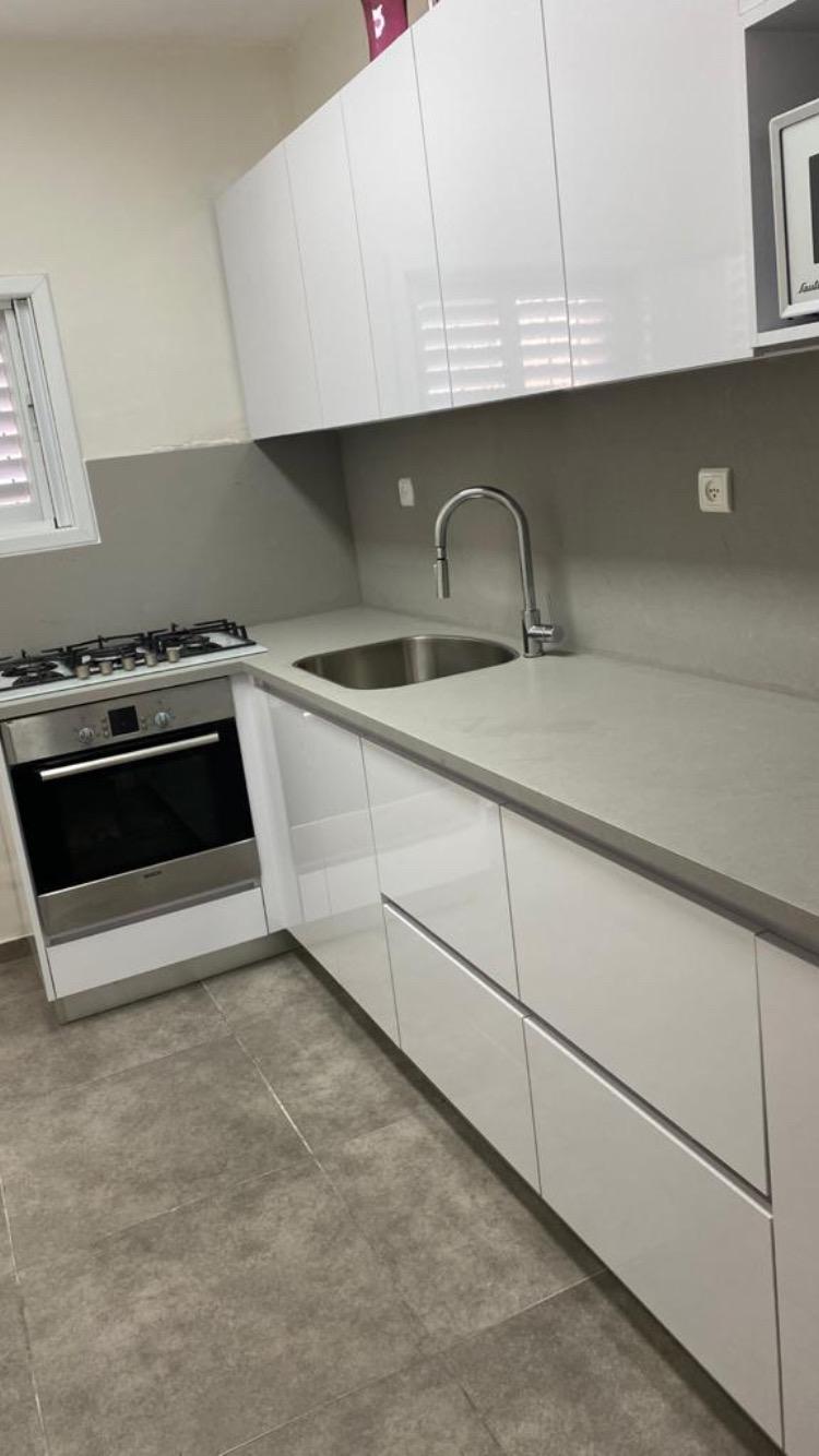 מגוון מטבחים בהתאמה אישית