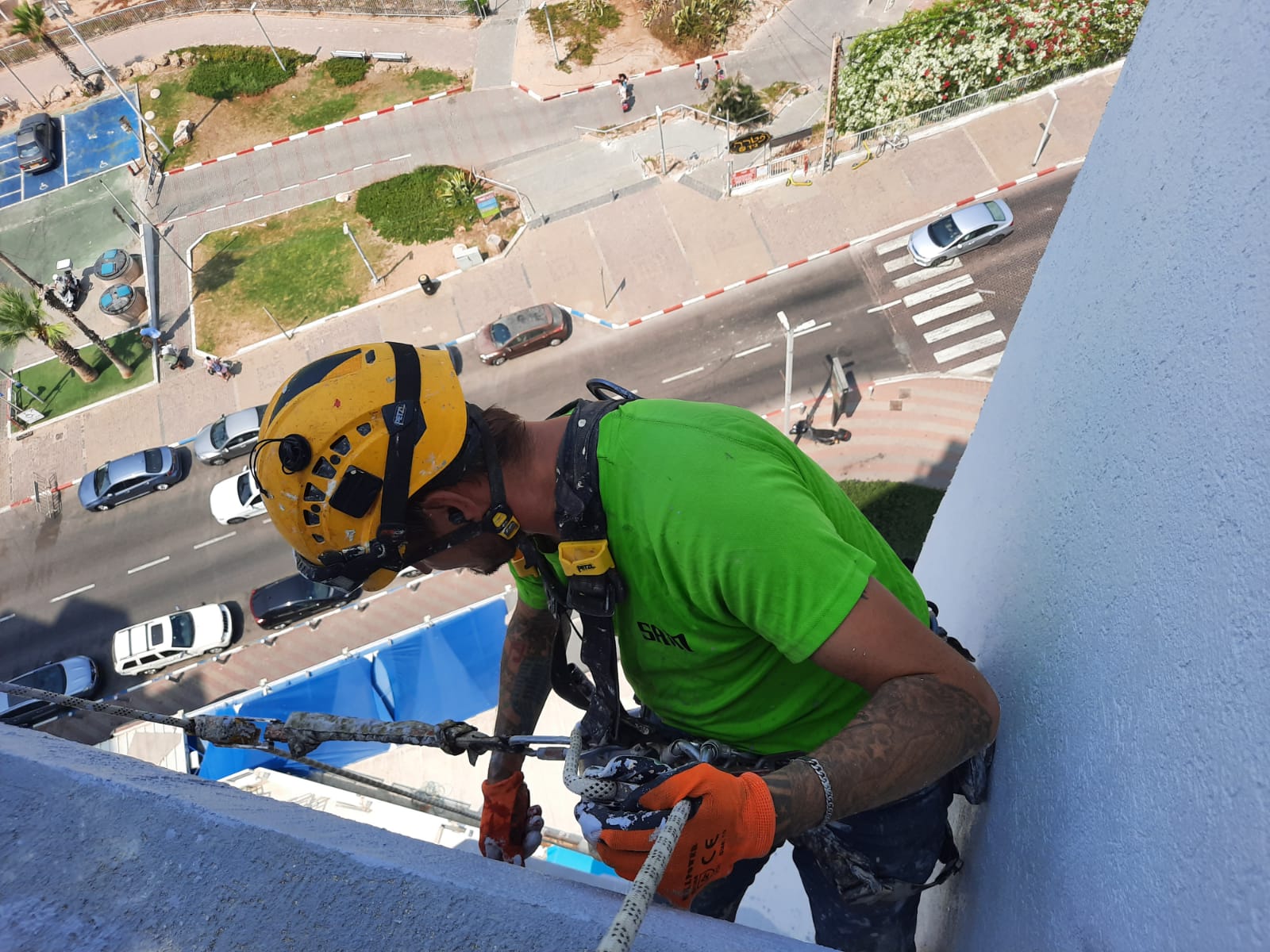 עבודות בגובה - סנפלינג