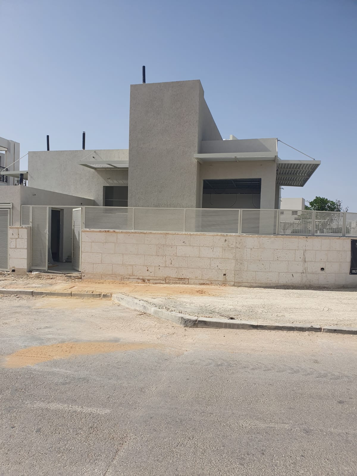 עבודות טיח ושליכט צבעוני