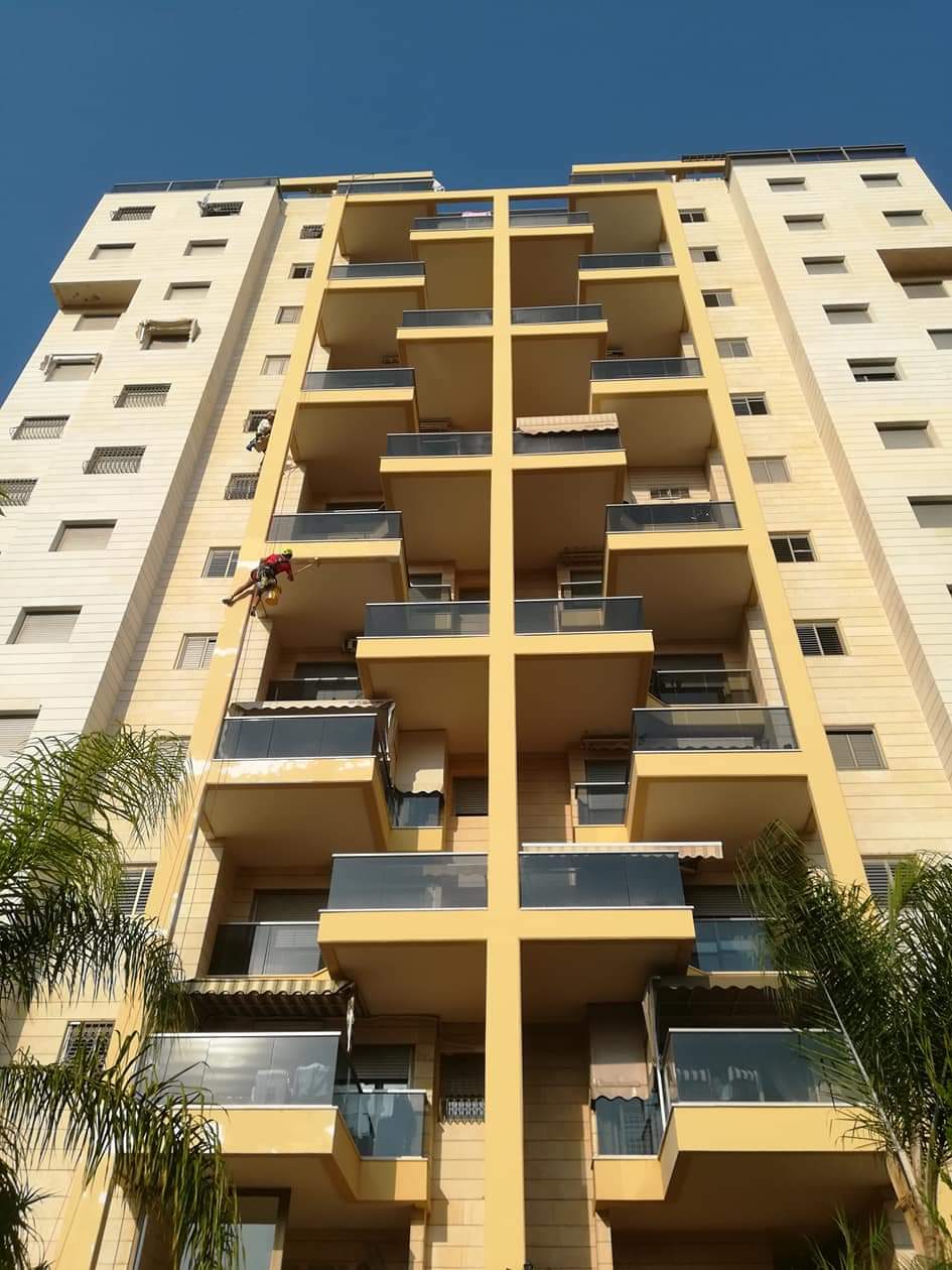 עבודות בגובה - סנפלינג