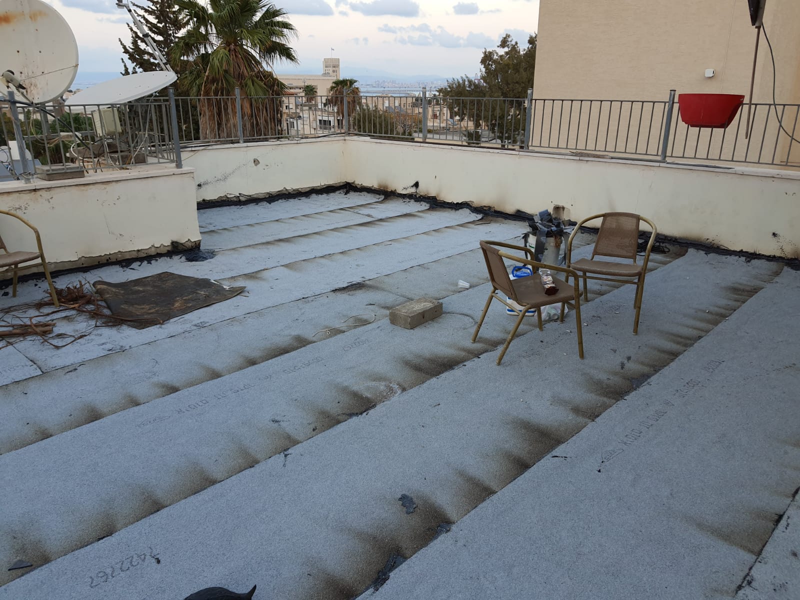 איטום גגות ביריעות ביטומניות