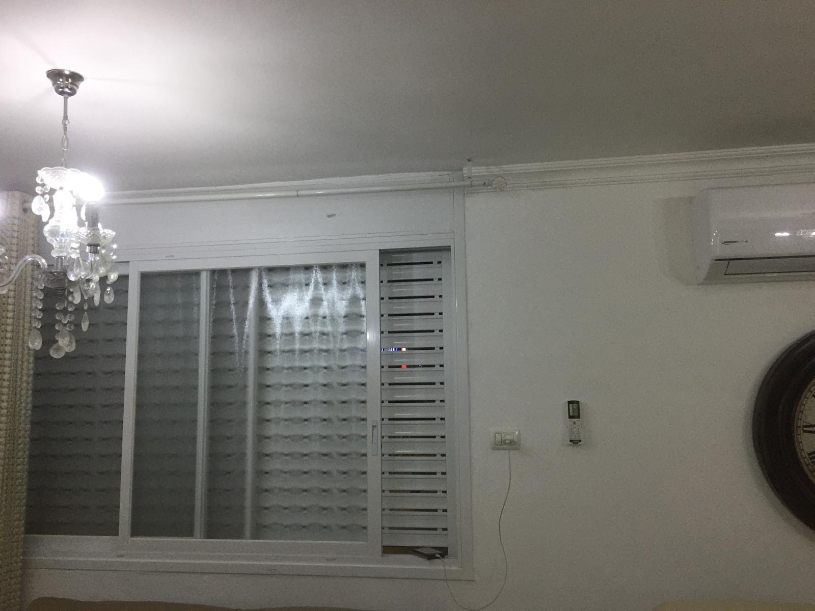 מגוון חלונות אלומיניום