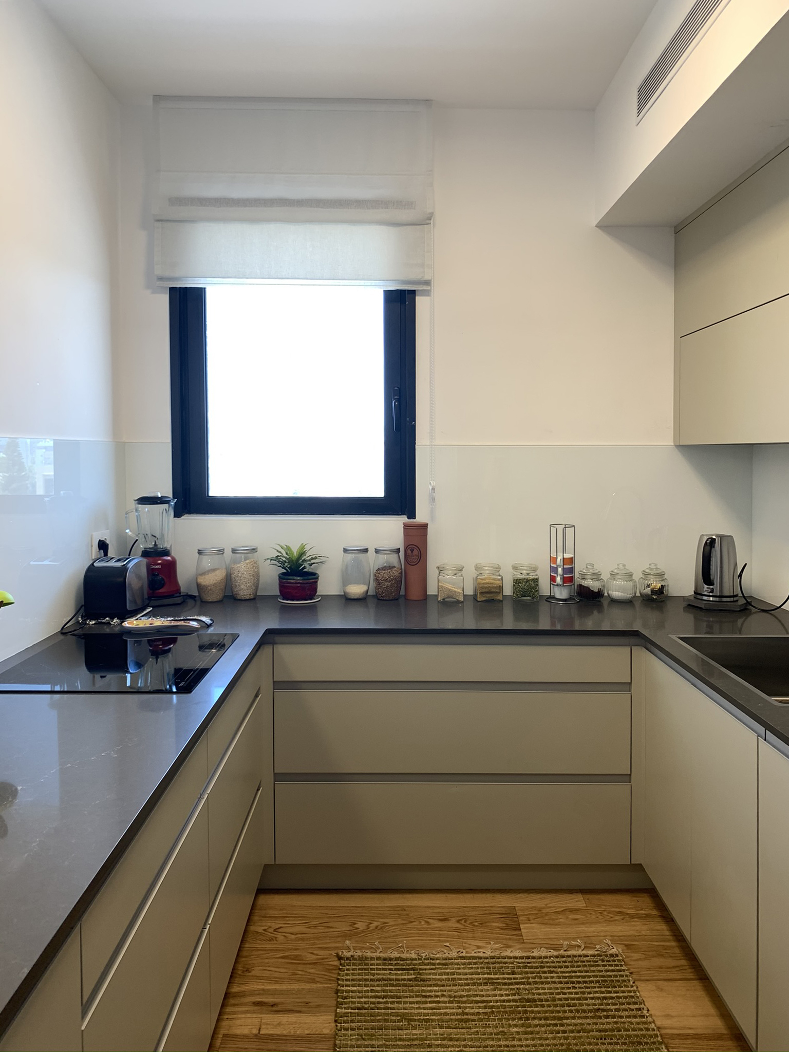 דירת קבלן בהרצליה