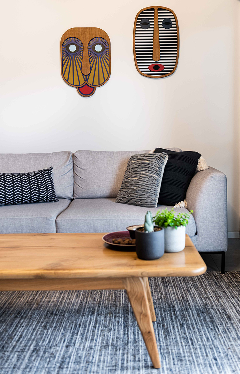 עיצוב דירת קבלן עם שחור