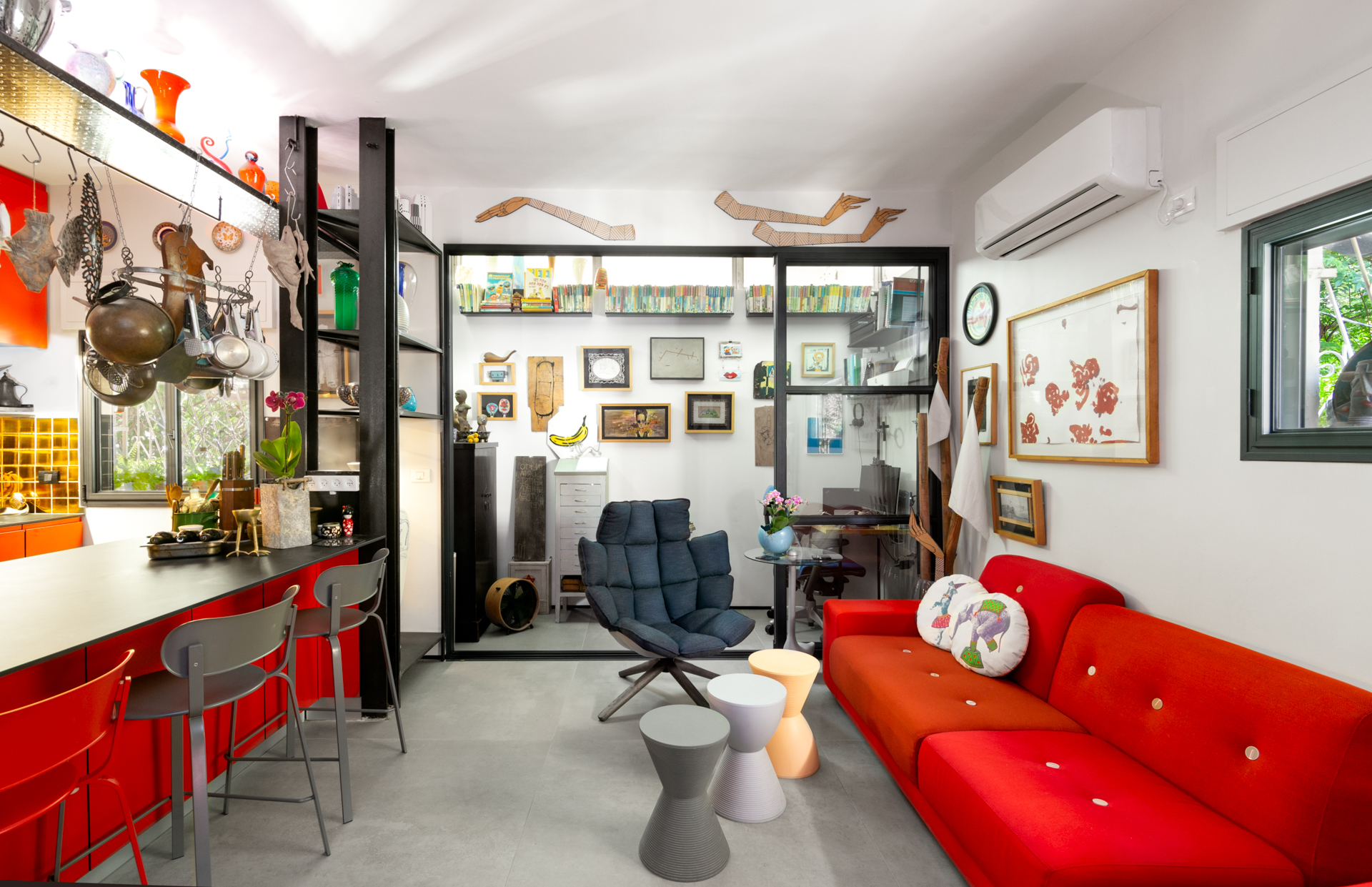 דירה שהיא גלריה