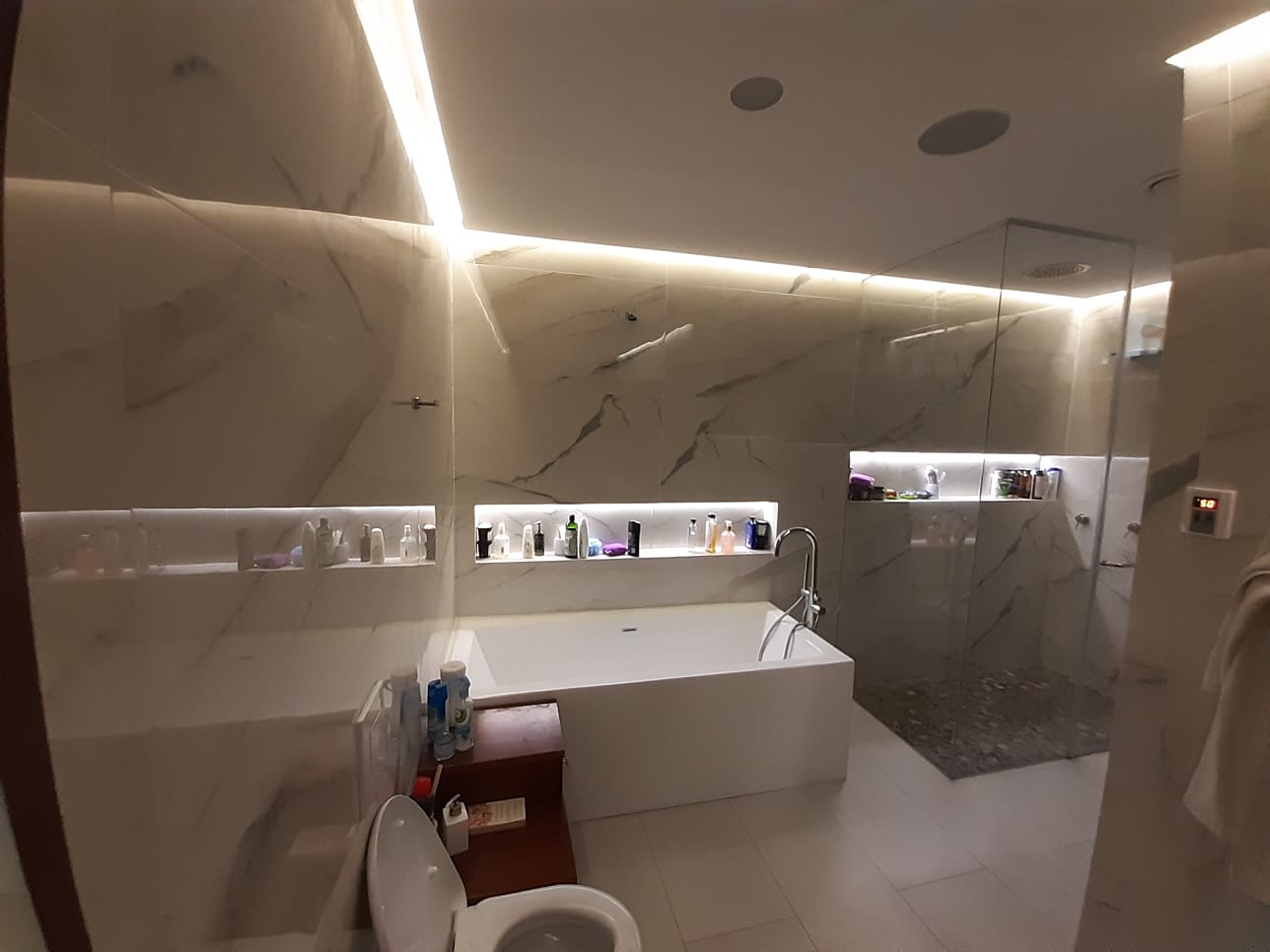 שיפוצי מקלחת ושירותים