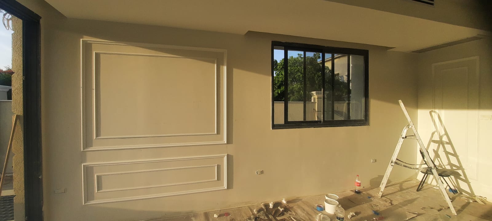 עבודות קרניזים ,שירנים דקורטיבים, בעיצוב אדריכלי  בוילה בפתח תקוה