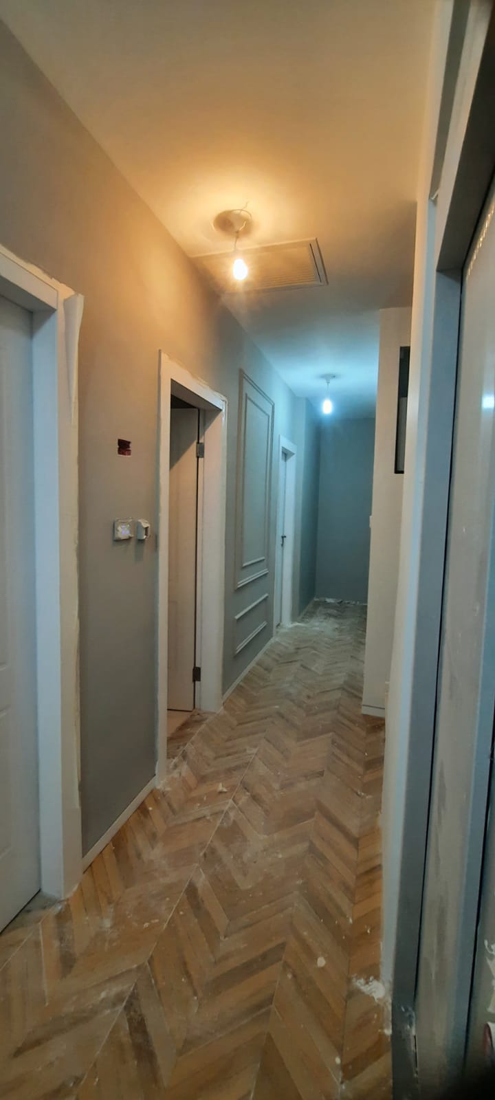 עבודות קרניזים ,שירנים דקורטיבים, בעיצוב אדריכלי  בוילה בפתח תקוה