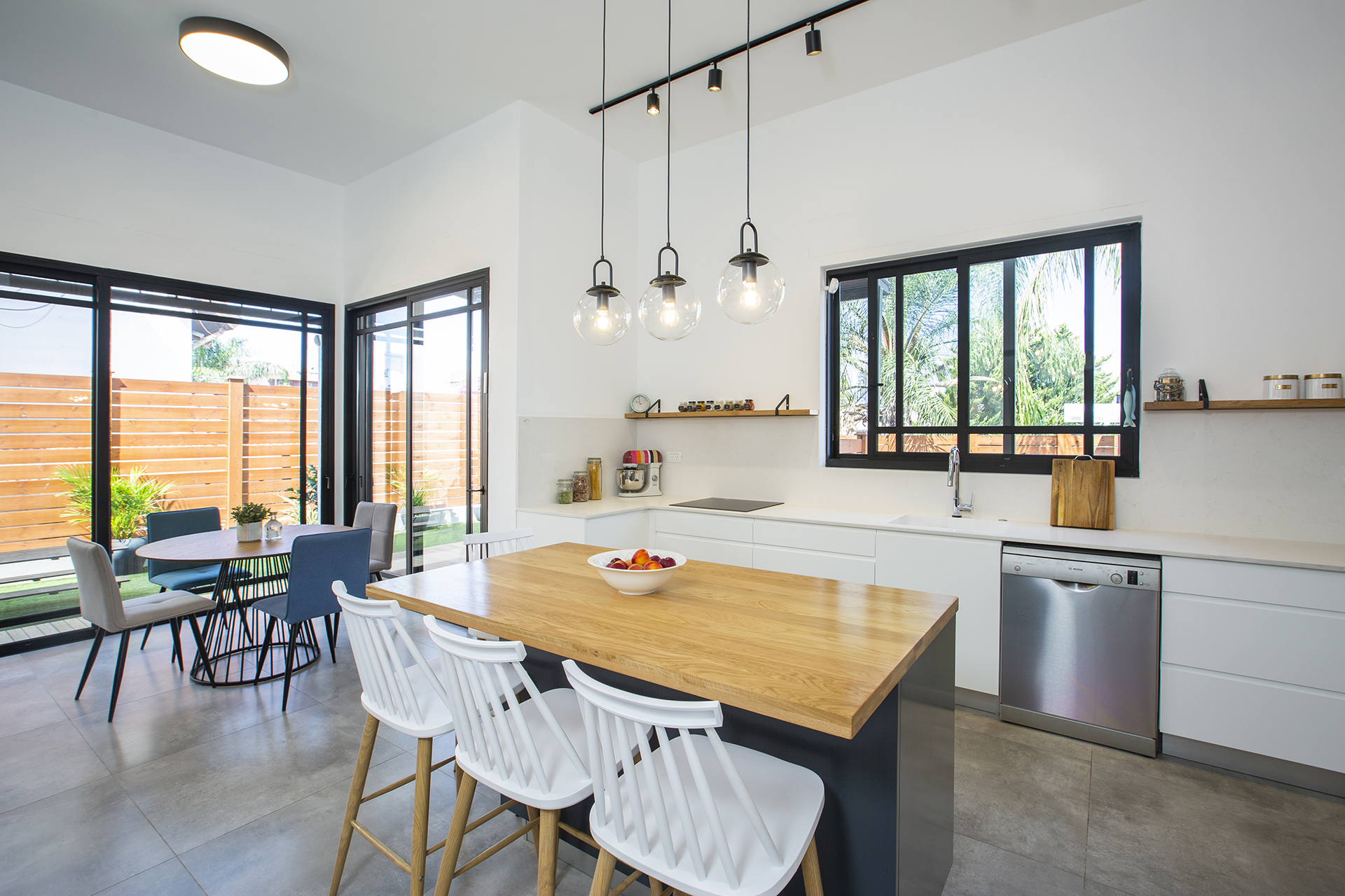 עיצוב פנים לוילה בסגנון מודרני