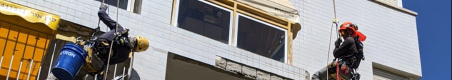 צילום מעבודה של יניב בולט