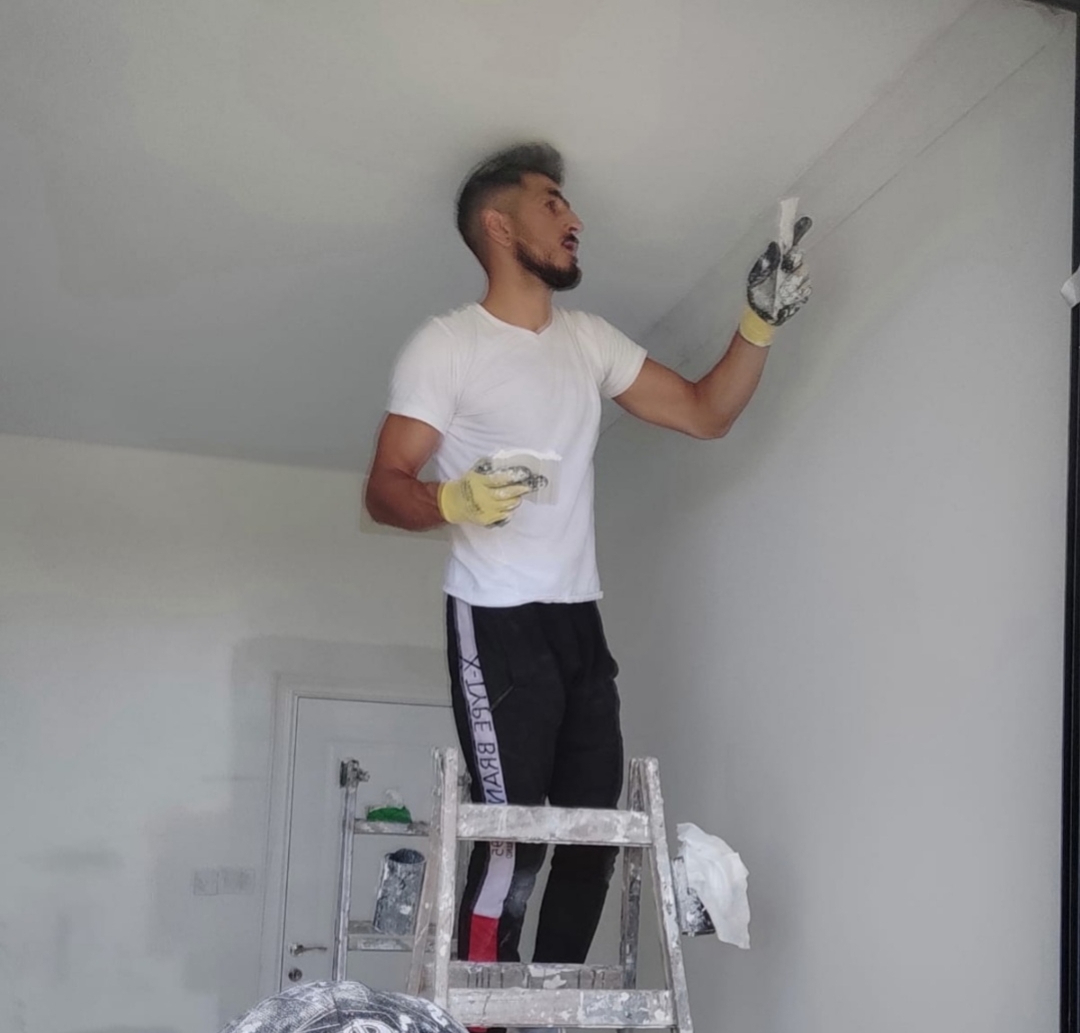 עבודות קרניזים ,שירנים דקורטיבים, בעיצוב אדריכלי  בוילה בפתח תקוה