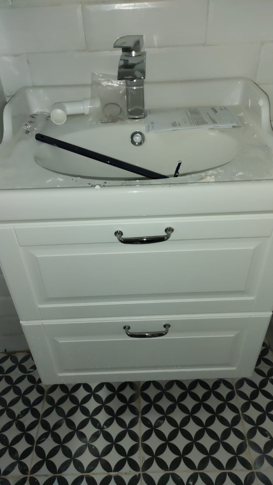 שיפוץ מקלחת לפני ואחרי