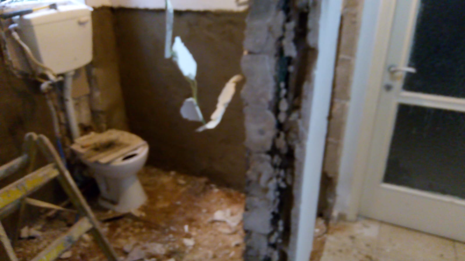 שיפוץ מקלחת לפני ואחרי