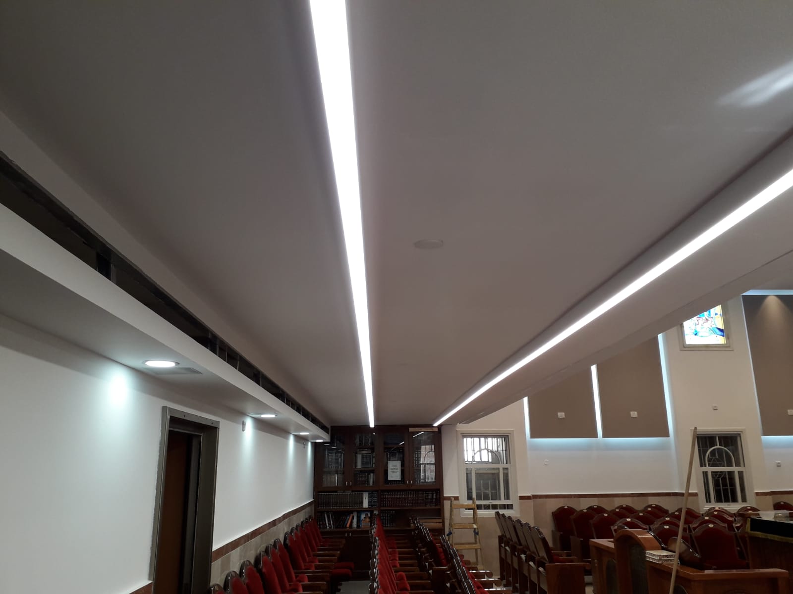 שיפוץ בית כנסת