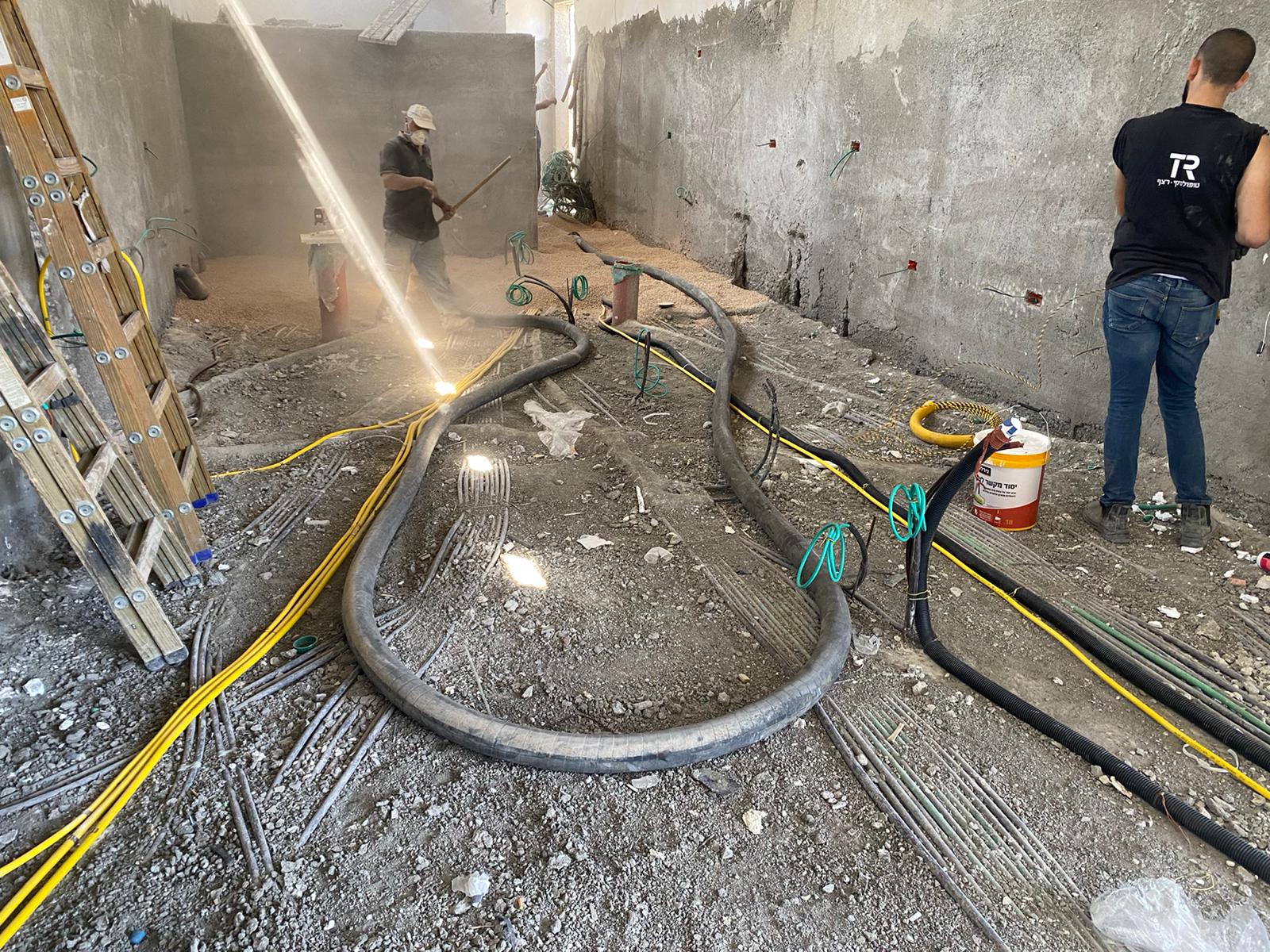 עבודות גבס וחשמל