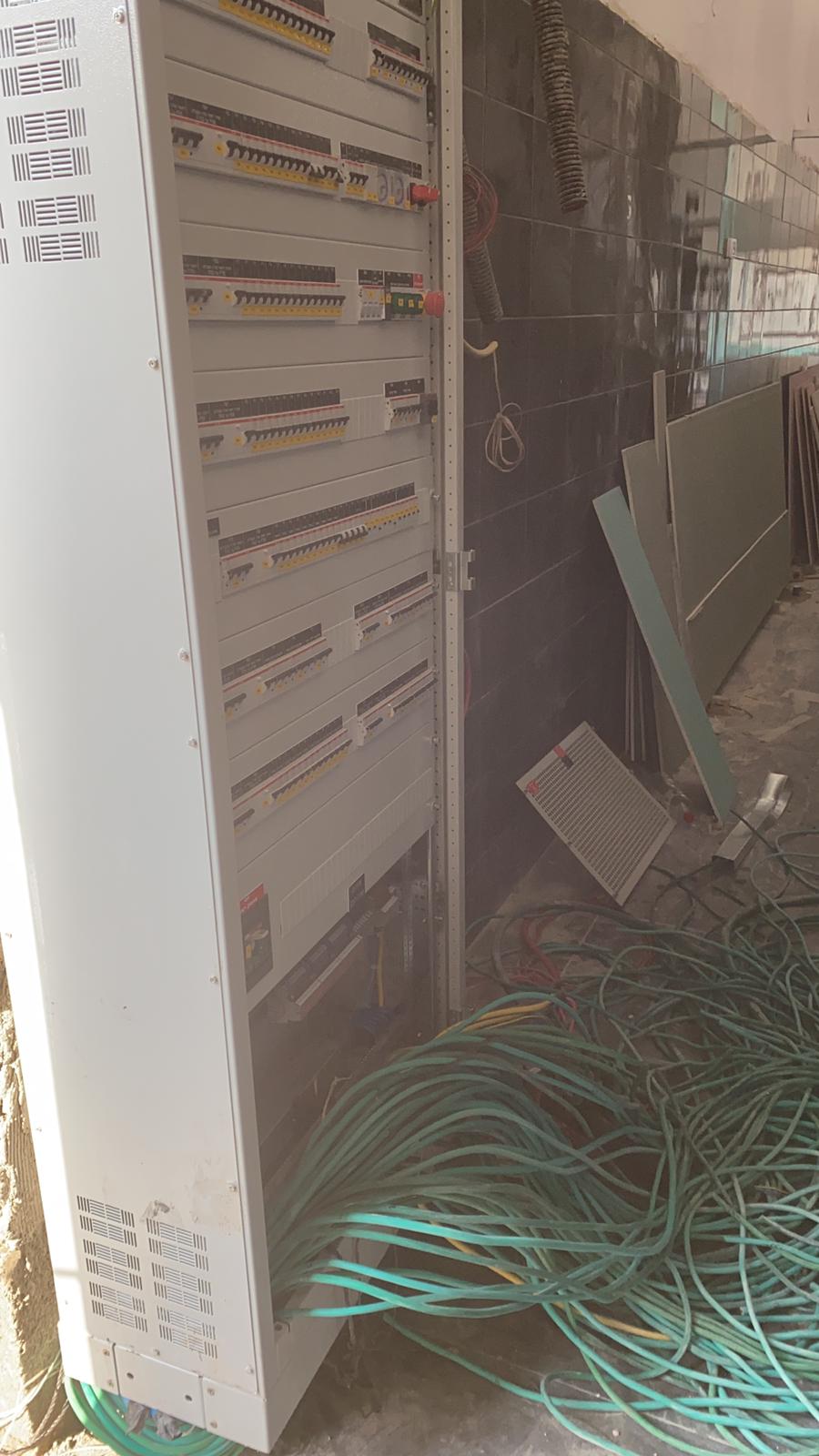 עבודות גבס וחשמל