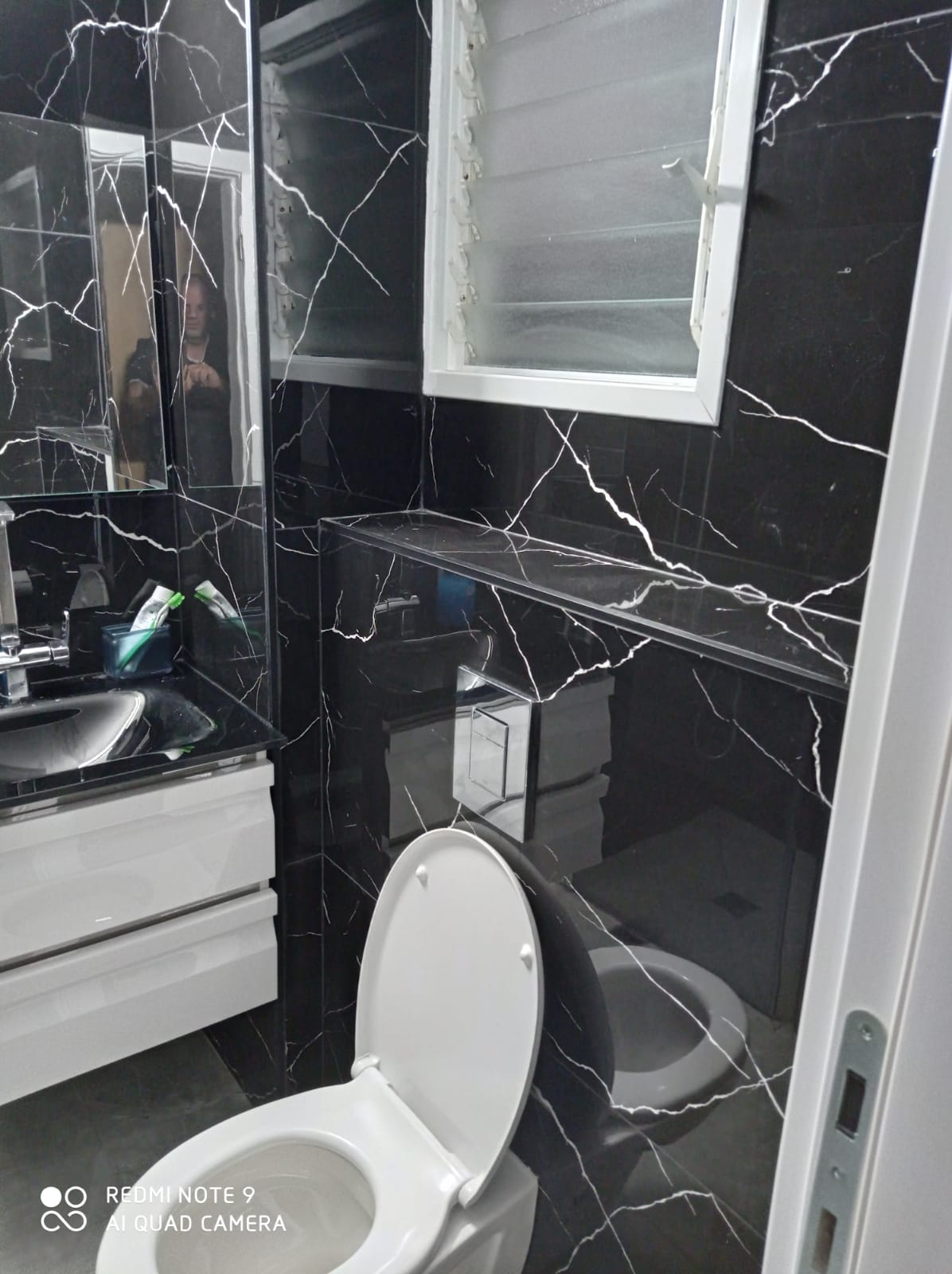 שיפוץ חדרי מקלחות ושירותים