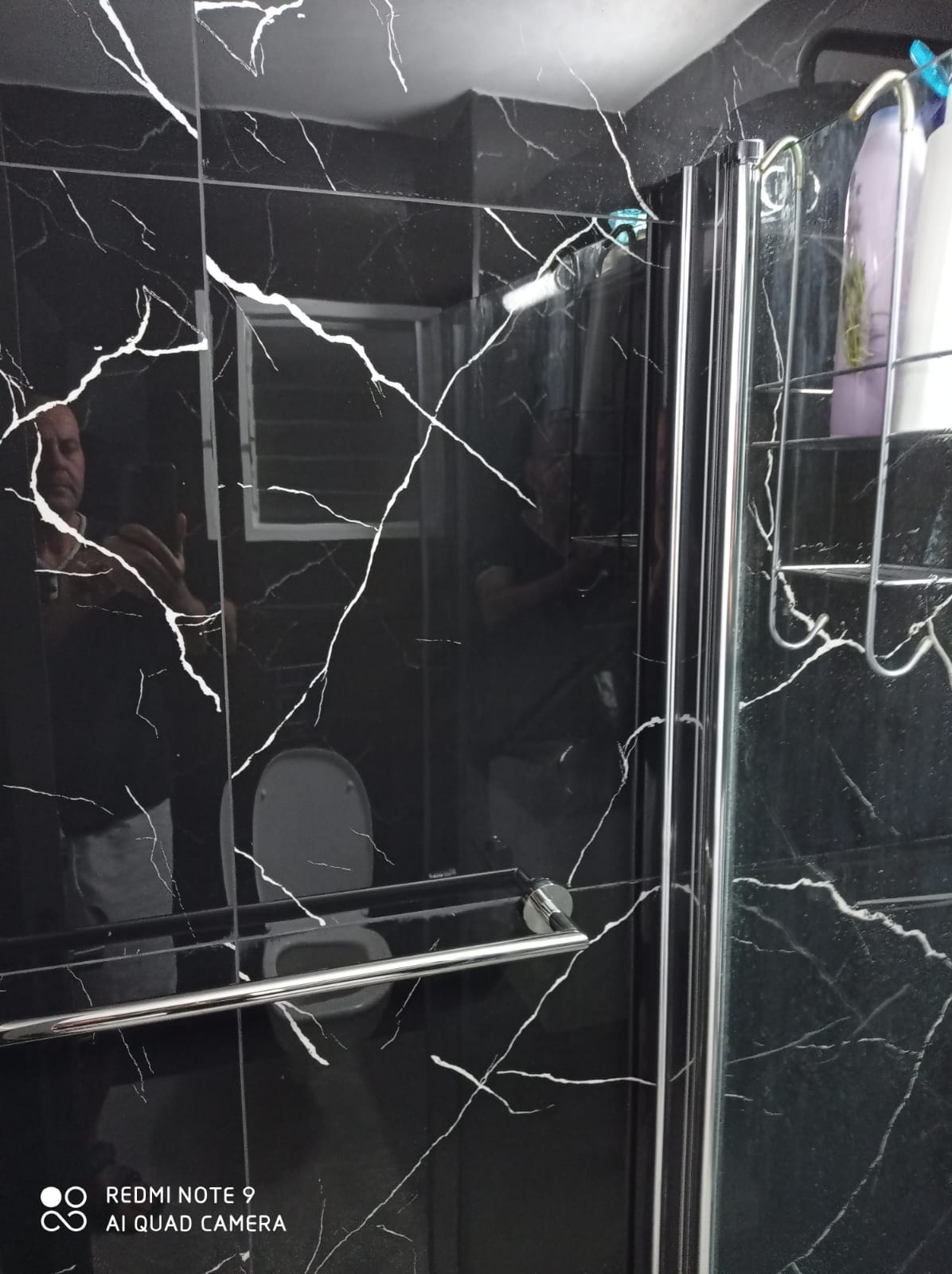 שיפוץ חדרי מקלחות ושירותים