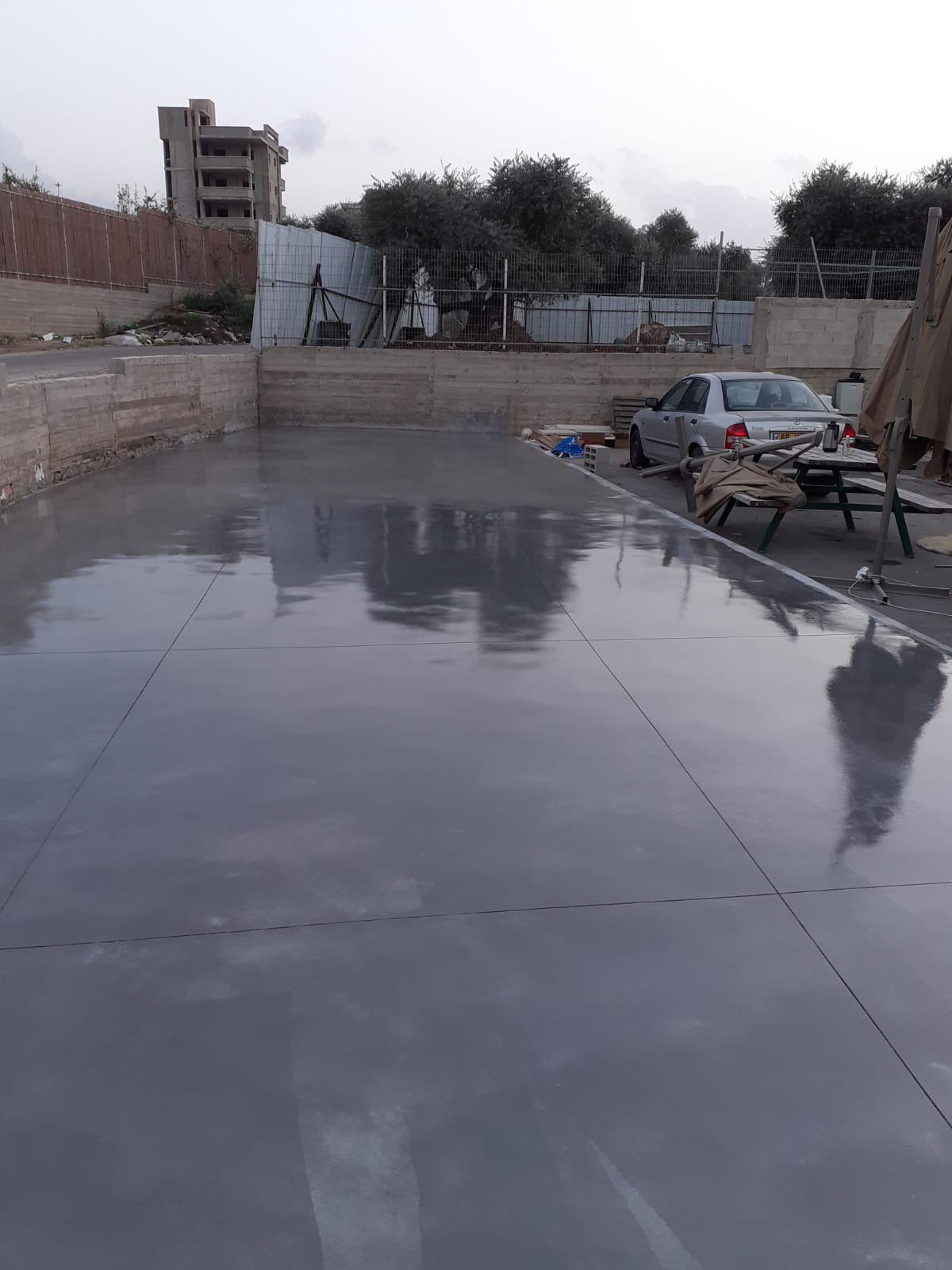 החלקות בטון