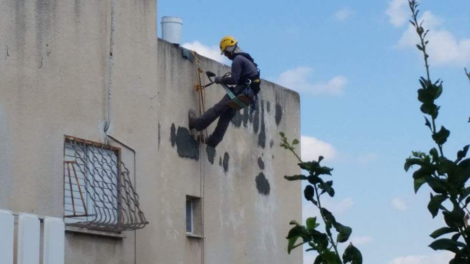 עבודות שונות בגובה