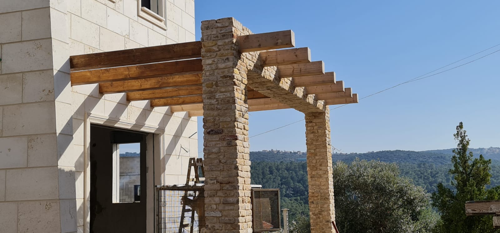 חיפויים מעץ