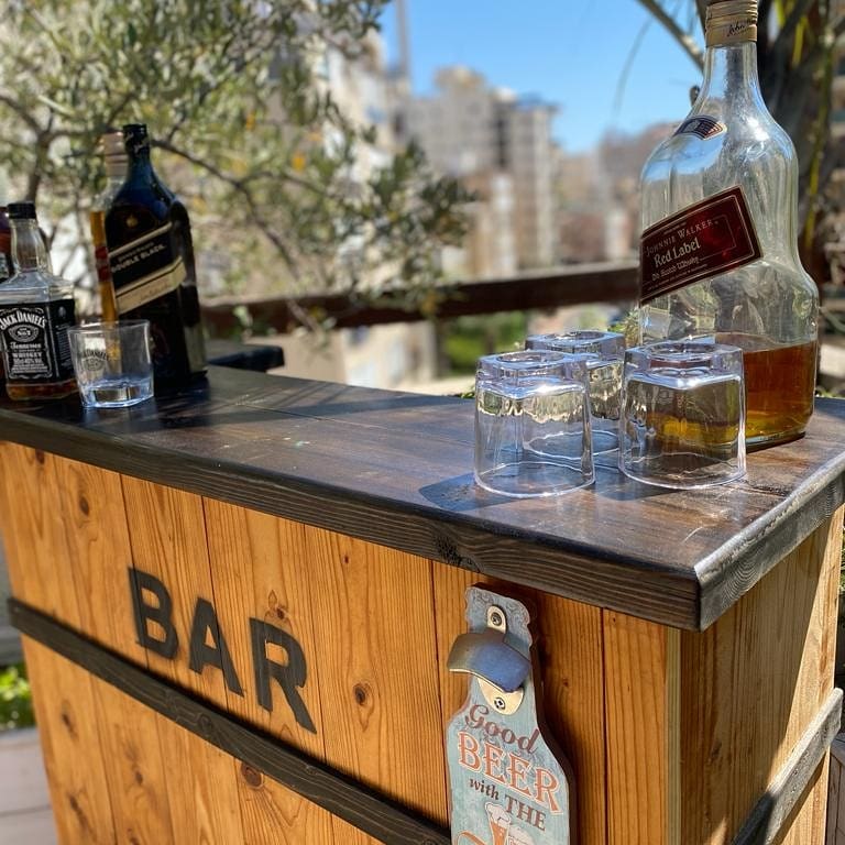 עבודות עץ וחיפויים