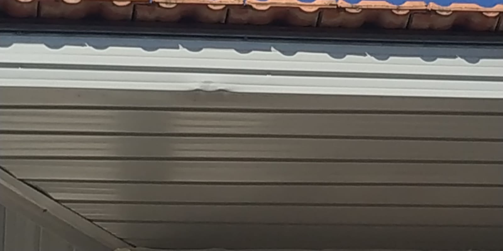 ציפוי אלומיניום לארגזי רווח