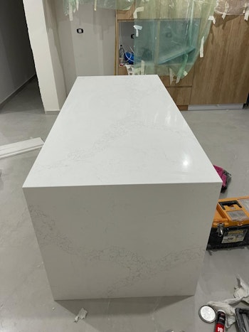 מגוון עבודות שיש למטבחים