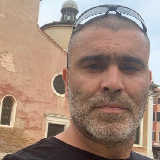 חליל שיש הכוכב - חברת שיש , תמונת פנים