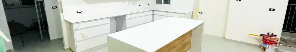 צילום מעבודה של חליל שיש הכוכב