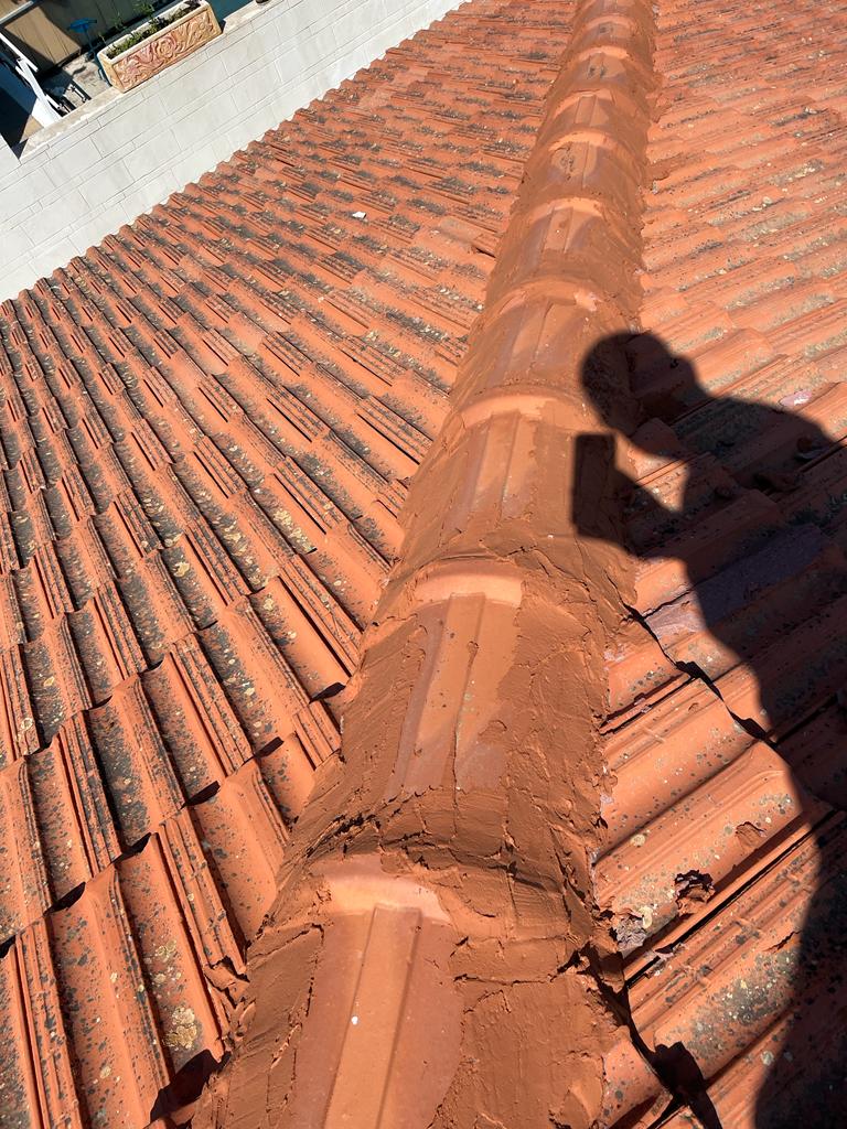 איטום גג רעפים והחלפה לחדש