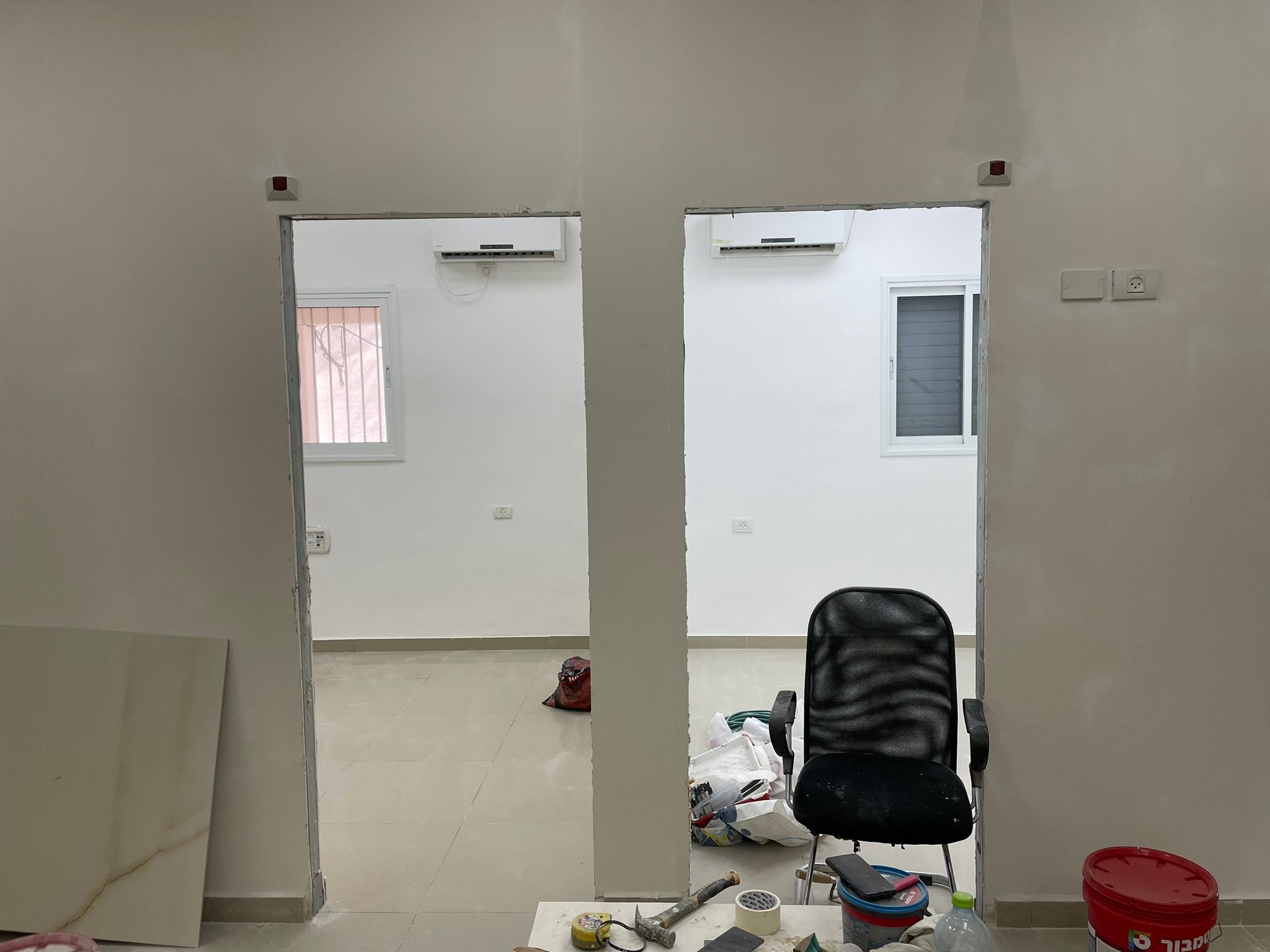 הפיכת משרדים לקליניקה