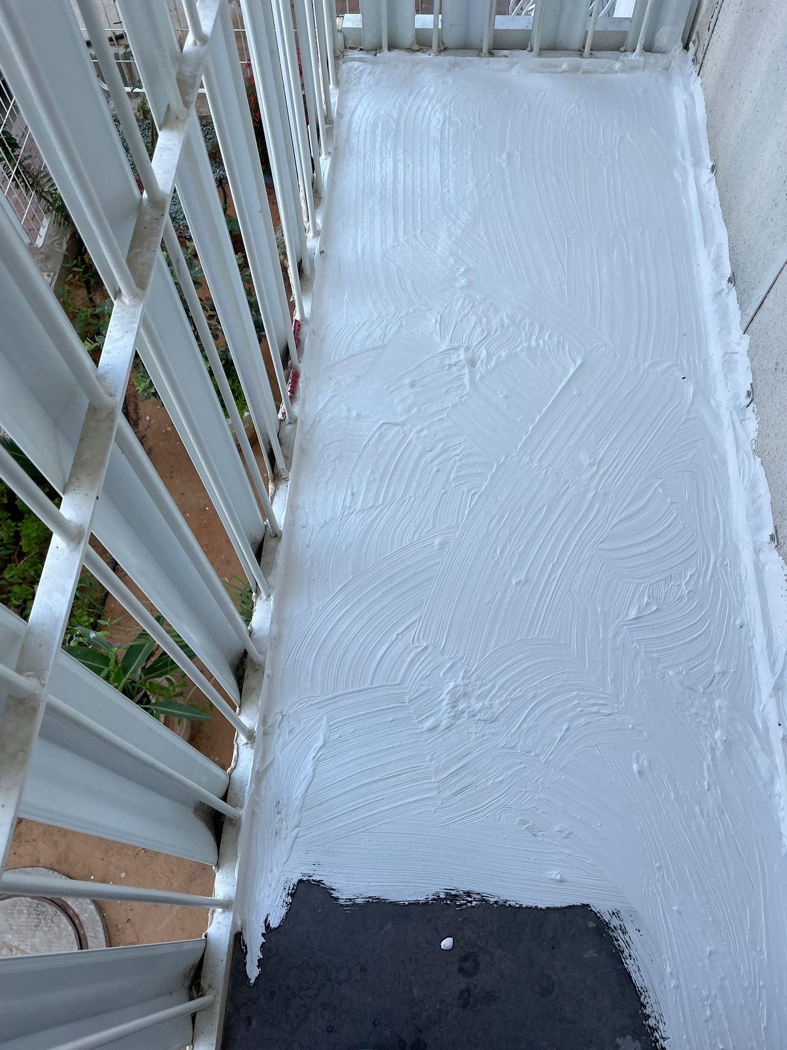 איטום מסתור כביסה