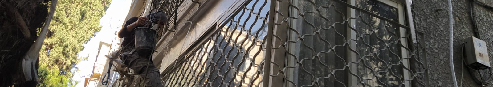 צילום מעבודה של אדר קלר