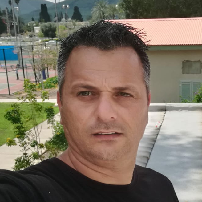 מנחם טולדו - קבלן איטום , תמונת פנים