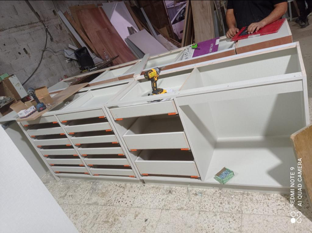 מגוון עבודות עץ