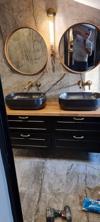 מגוון שיפוצי אמבטיה