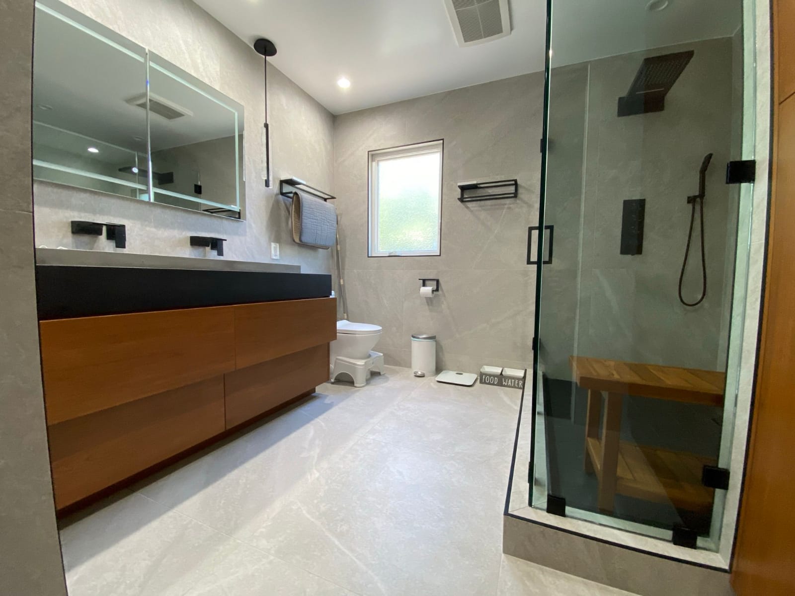 מגוון שיפוצי בתים