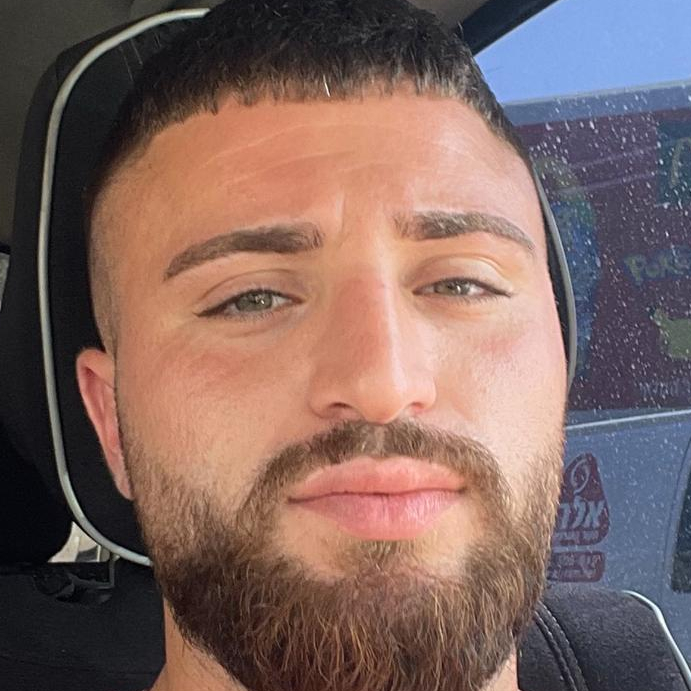 מוחמד סלאמה - חשמלאי , תמונת פנים