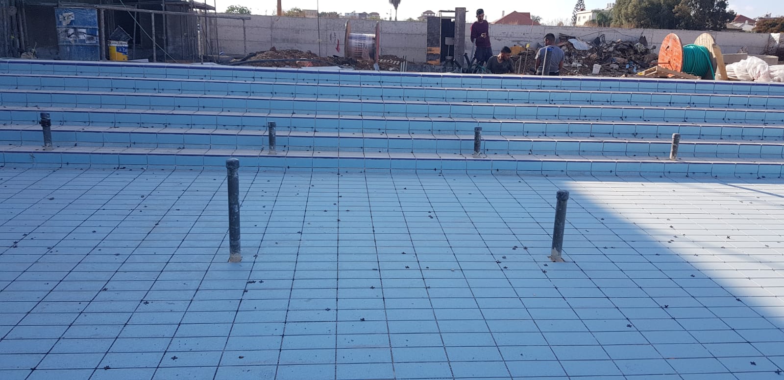 שיפוץ בריכה 600 מטר