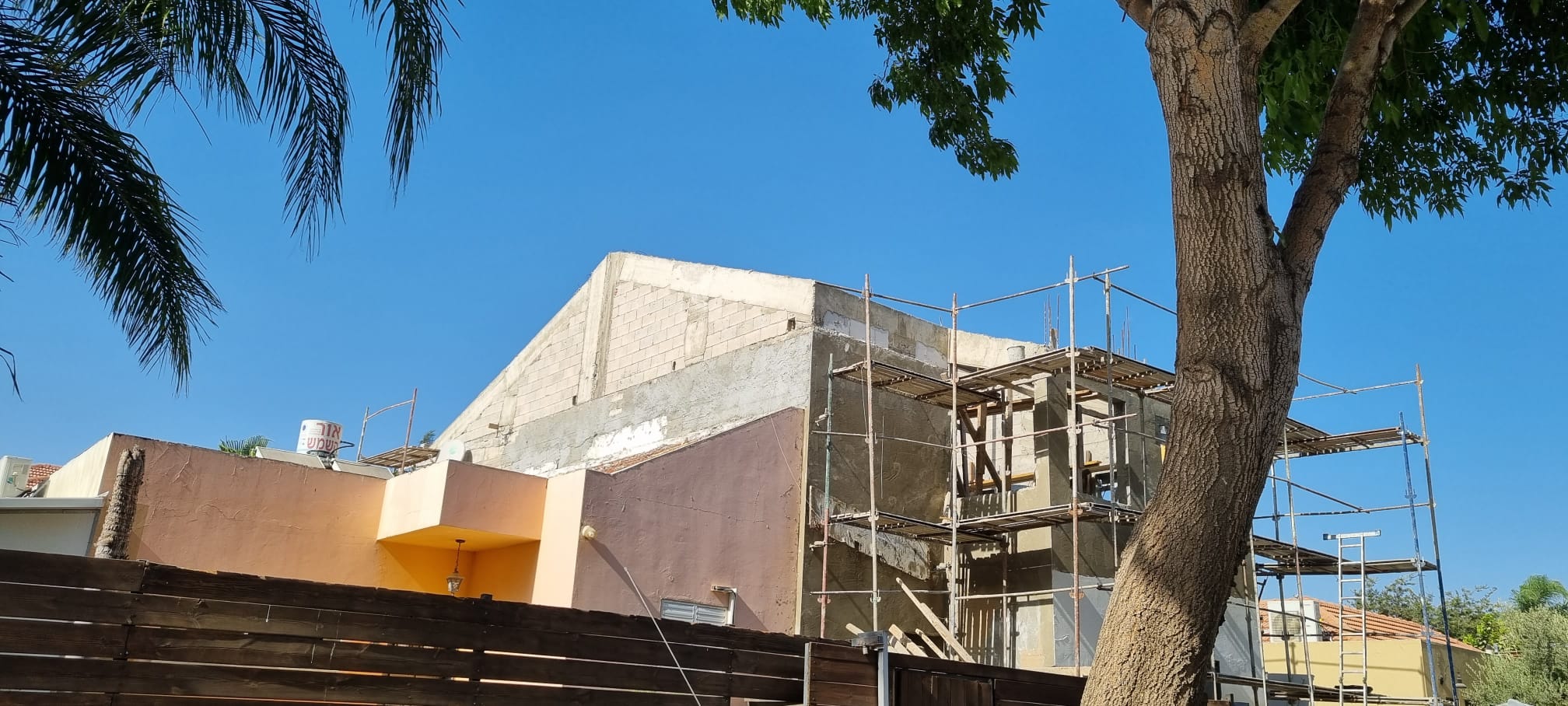 שיפוץ בית קומפלט כולל תוספת בנייה