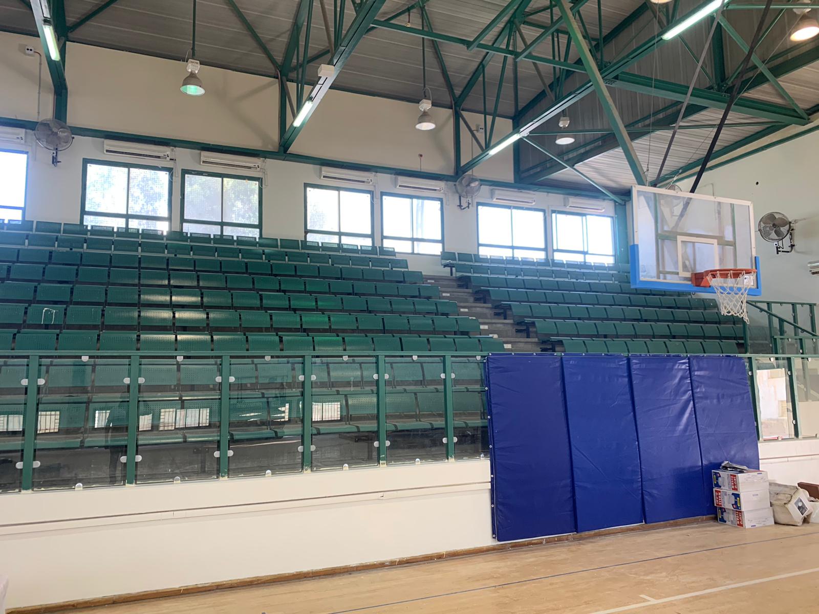 שיפוץ היכל ספורט