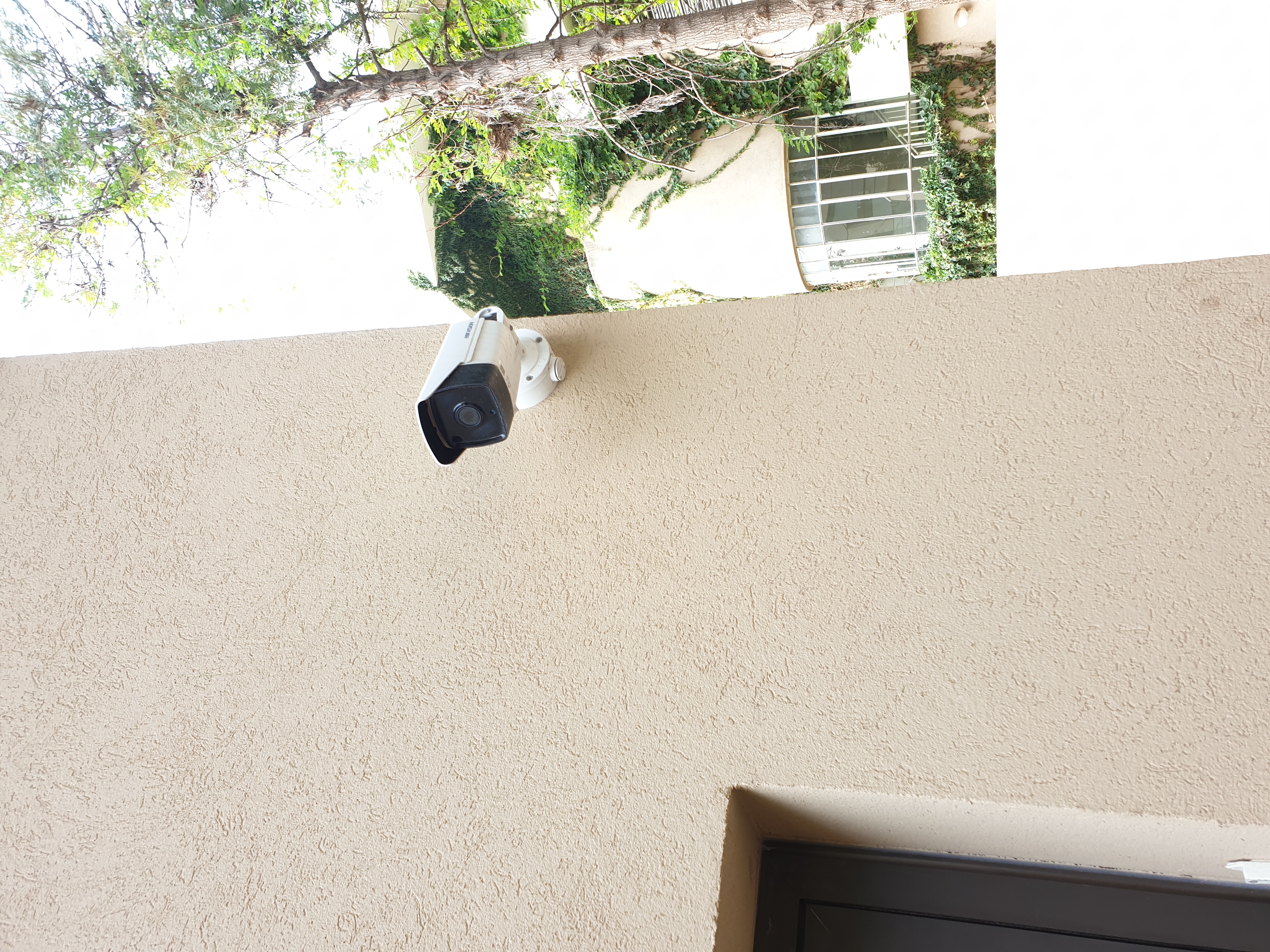 מצלמות אבטחה